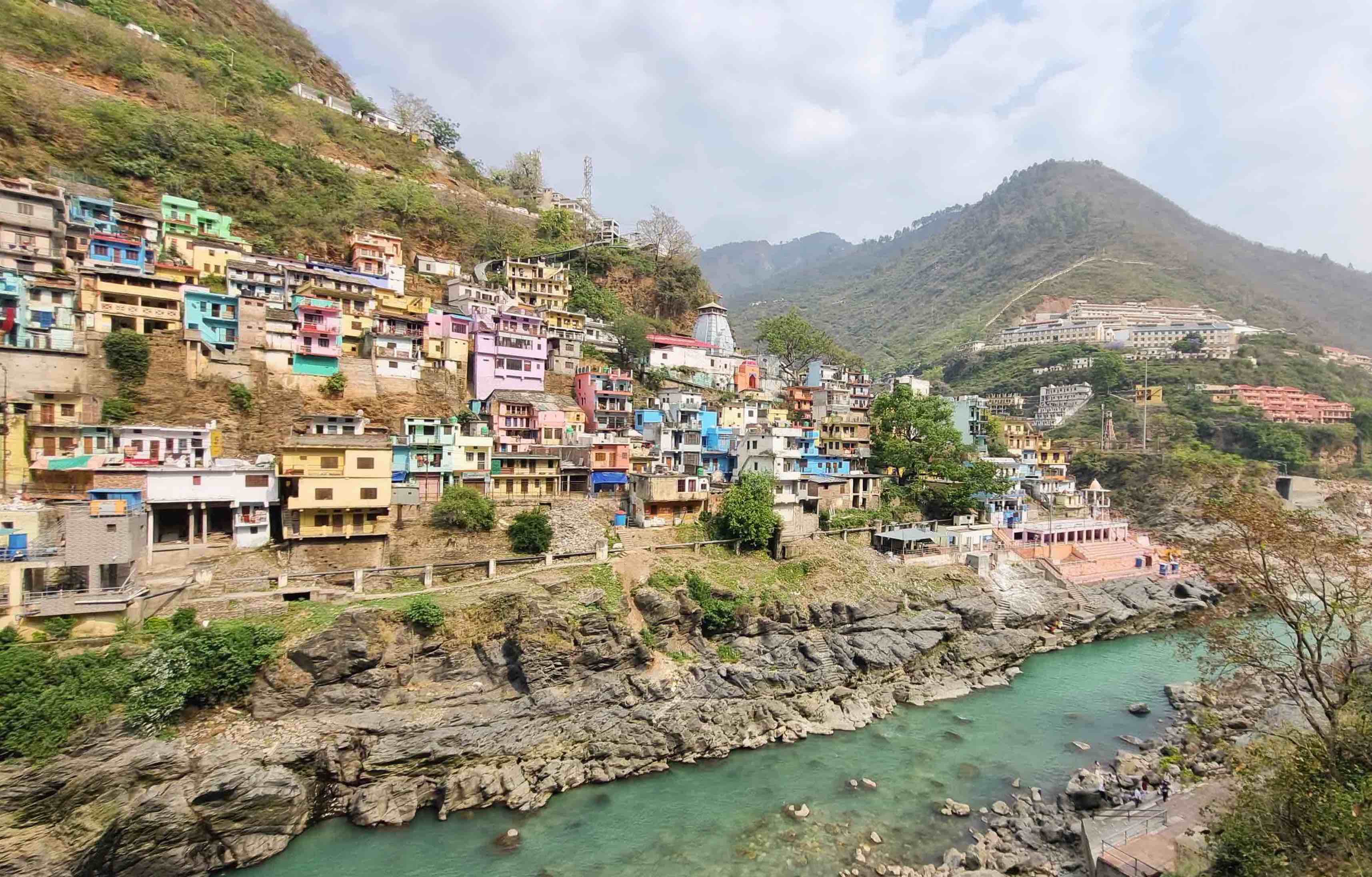Tourism and Traditions of Faith